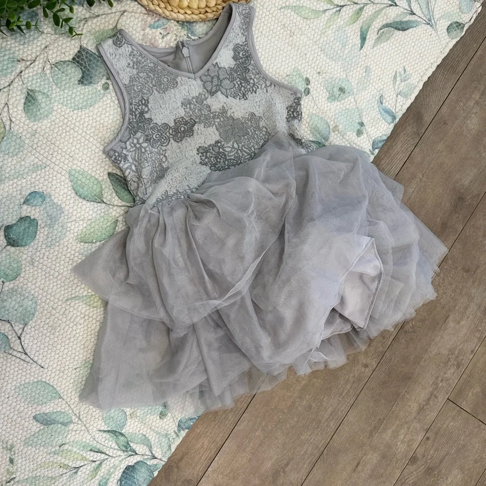 Pippa & Julie Boutique Little Girl Size 4 Formal Christmas Holiday Party Dress